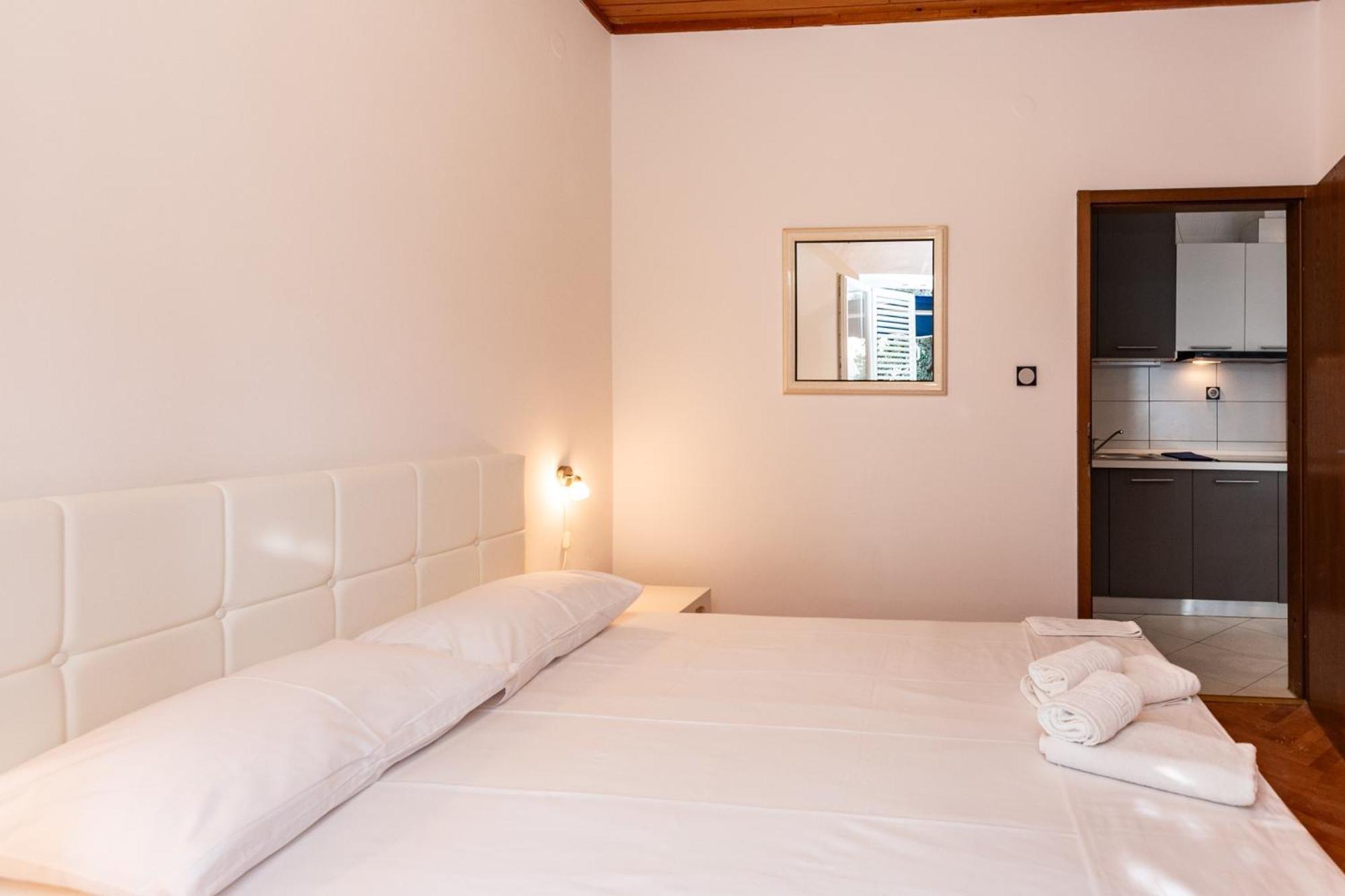 Apartments Tauzer Mandre Exterior foto